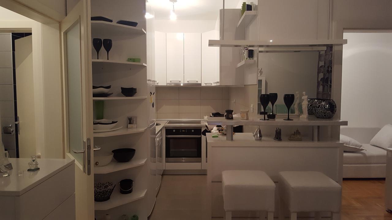 Appartement -stan U Centru *